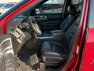 2014 Ford Explorer XLT - Interior Front Seat Image